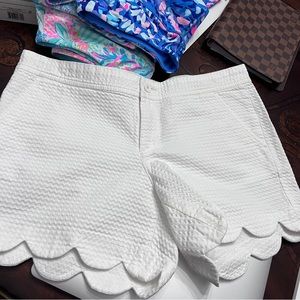 Lilly Pulitzer Buttercup cotton shorts. Size 6 EUC